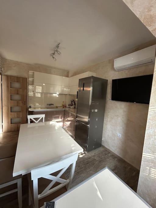 Luxurious Flat Pleven Center Daire Dış mekan fotoğraf