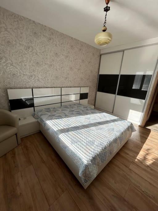 Luxurious Flat Pleven Center Daire Dış mekan fotoğraf